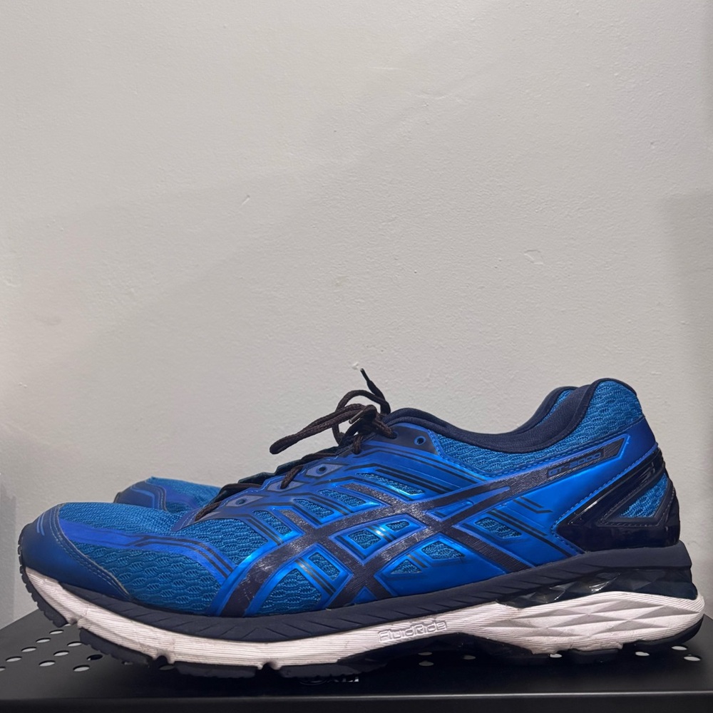 Asics GT 2000 5 Running Shoes Men's Size 12 Blue T707N